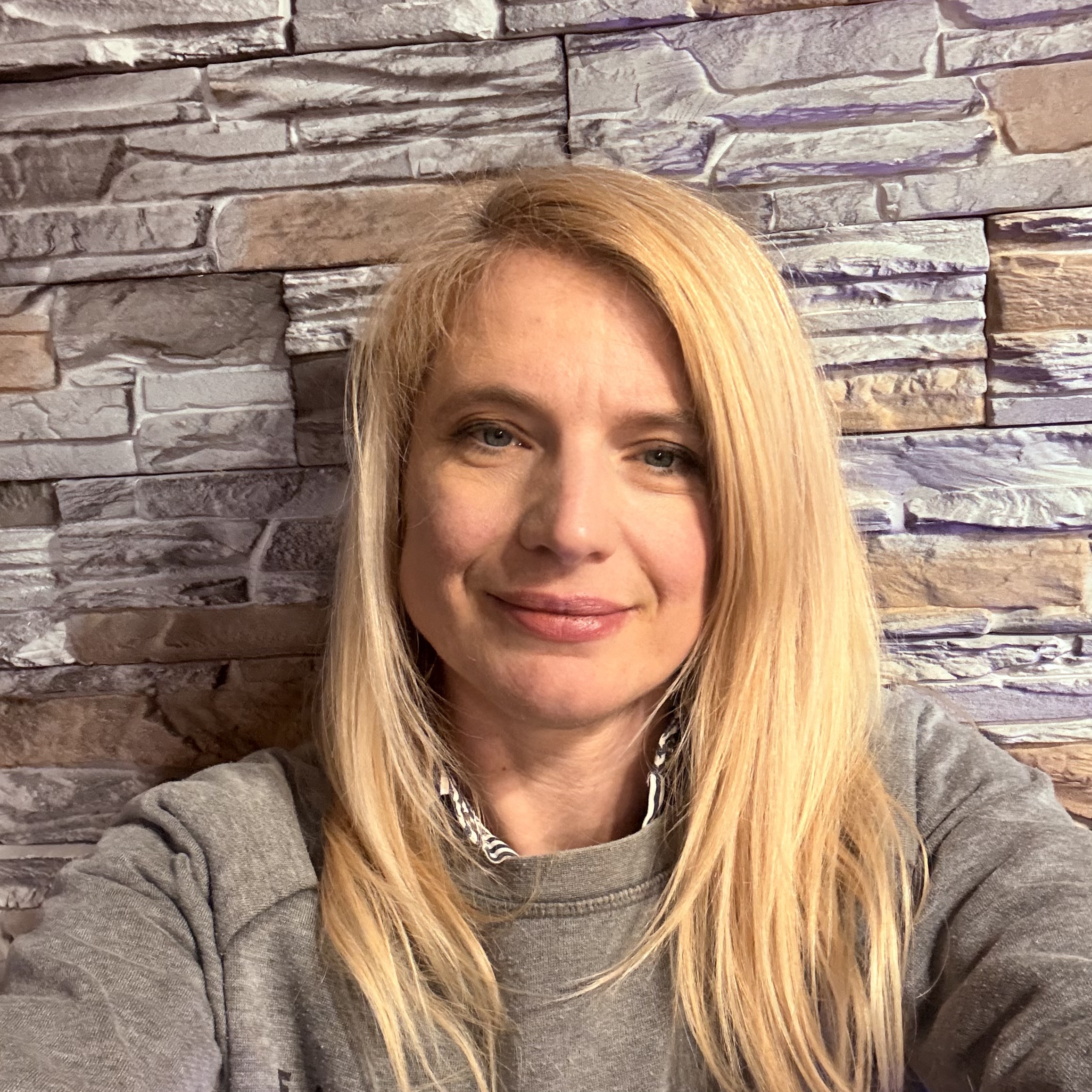 Vasilica Iluț — Gründerin AiNovu